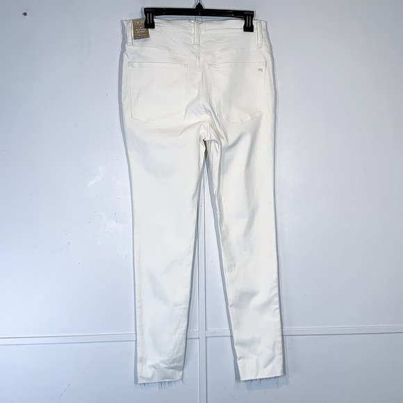 MADEWELL 9" Mid-Rise Skinny Jeans in Pure White - Picture 4 of 9